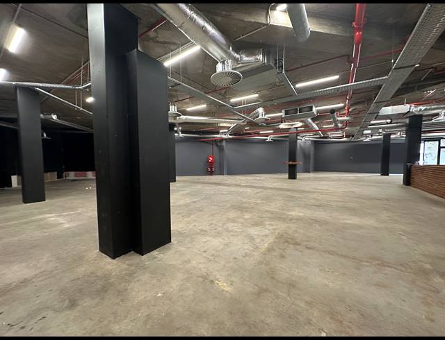 890M² RETAIL TO LET IN CENTURION CENTRAL